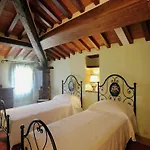 Villa In With Pool & Garden Cortona