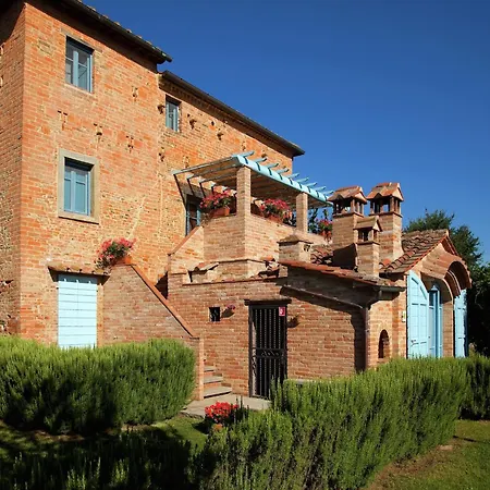 Villa In Cortona With Pool & Garden