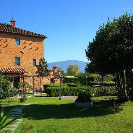 Villa In With Pool & Garden Cortona