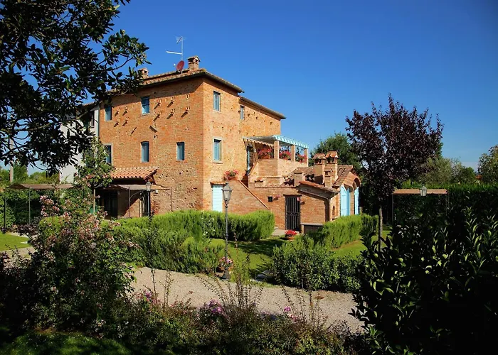 Villa In Cortona With Pool & Garden *
