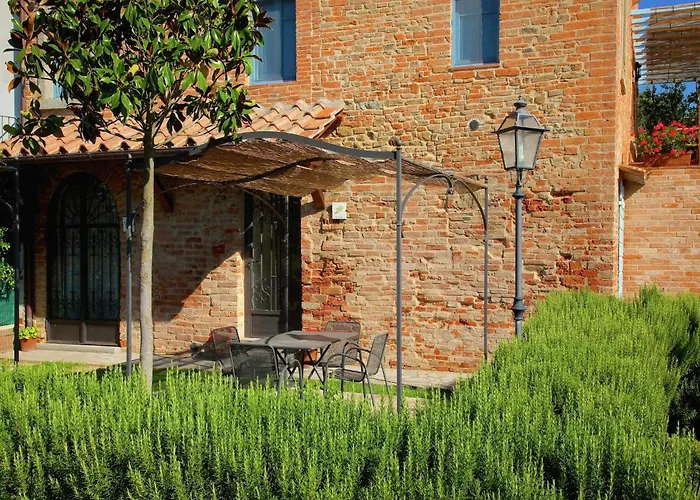 Villa In Cortona With Pool & Garden