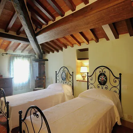 Villa In With Pool & Garden Cortona
