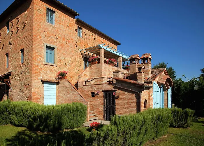 Villa In Cortona With Pool & Garden