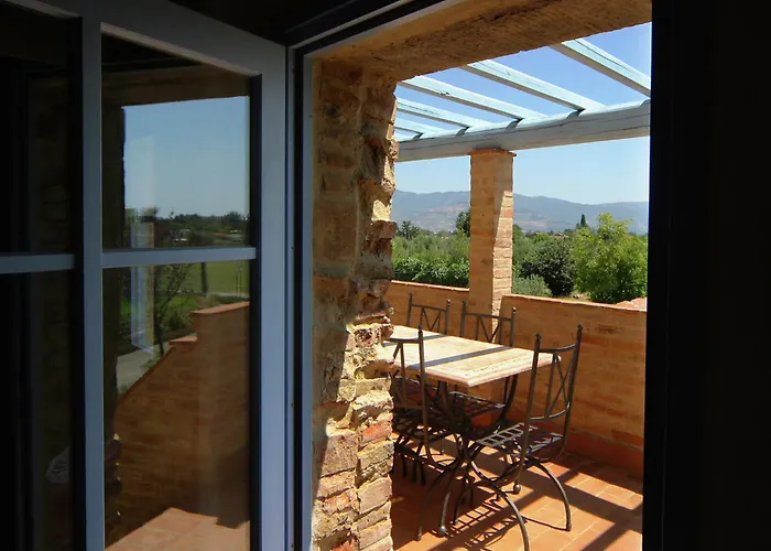 Villa In Cortona With Pool & Garden 빌라