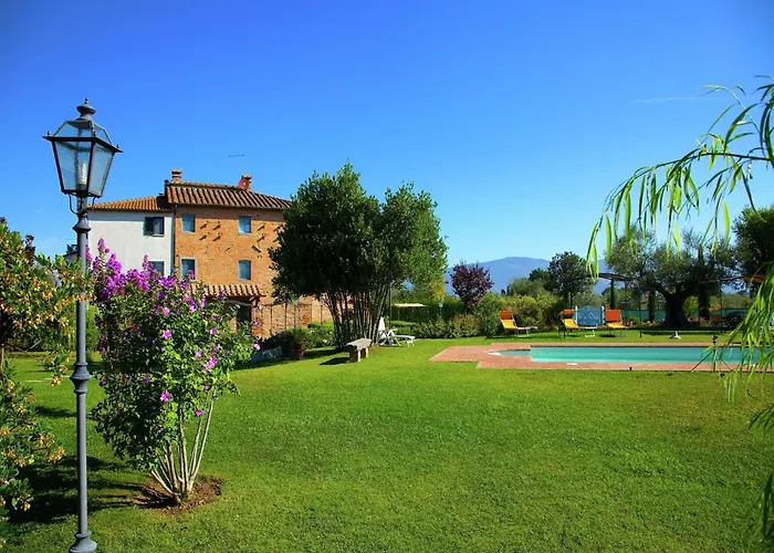 Villa In Cortona With Pool & Garden * 코르토나